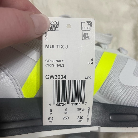 Adidas Multix J Youth 6.5 - Picture 6 of 6